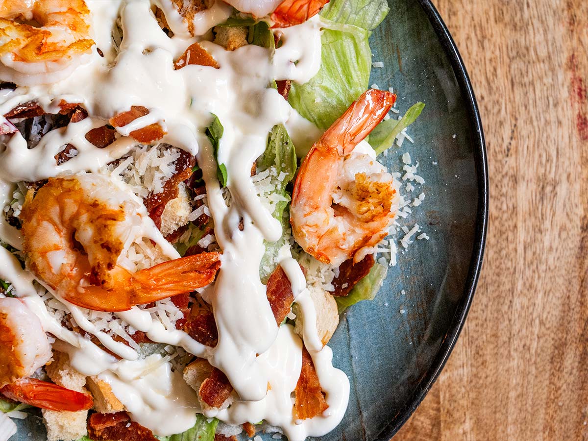 Ensalada C&eacute;sar de langostinos